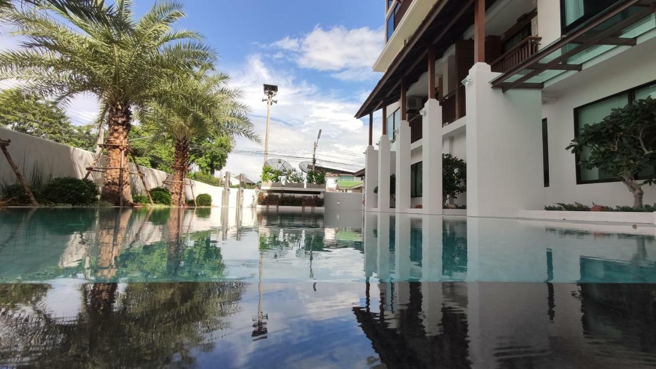 Hotel Pleasant Chiangmai Chiang Mai Esterno foto