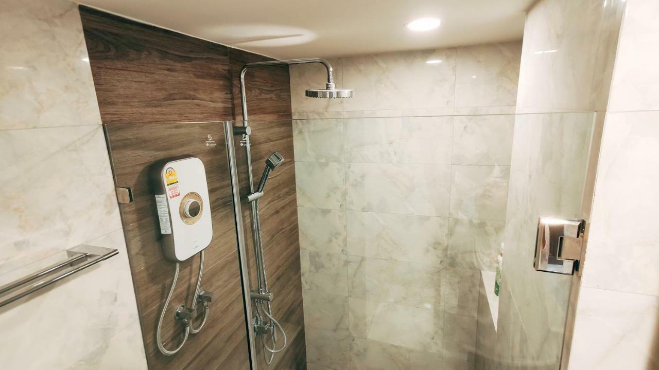 Hotel Pleasant Chiangmai Chiang Mai Esterno foto
